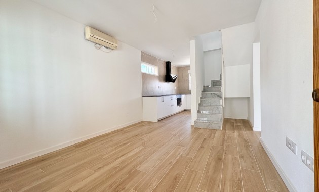 Sale - Single Family Home -
Orihuela - Los Balcones