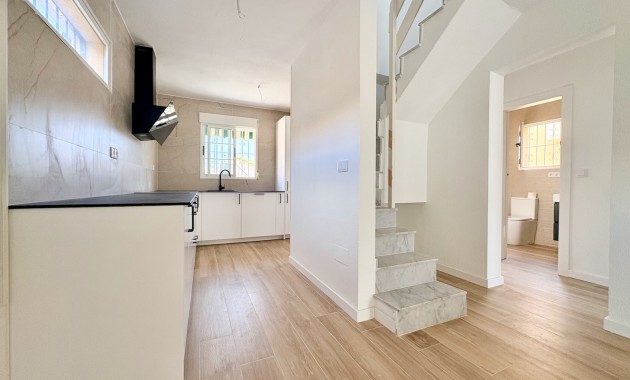Sale - Single Family Home -
Orihuela - Los Balcones