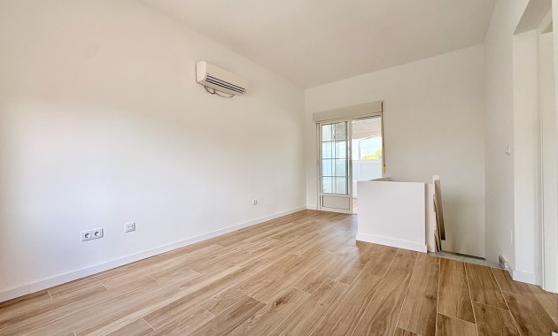 Sale - Single Family Home -
Orihuela - Los Balcones