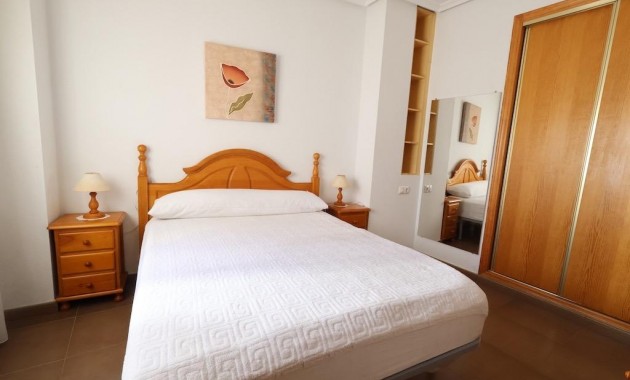 Sale - Apartment / flat -
Torrevieja - Centro