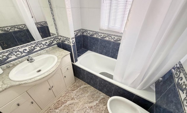 Sale - Terraced house -
Orihuela Costa - Las Filipinas