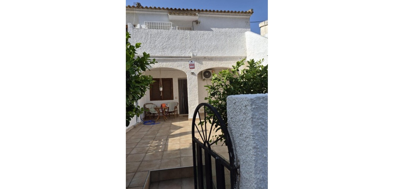 Sale - Bungalow -
Torrevieja - La Siesta - El Salado - Torreta