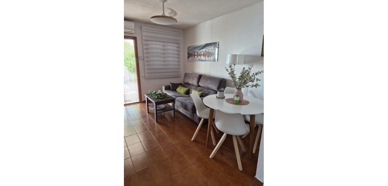 Sale - Bungalow -
Torrevieja - La Siesta - El Salado - Torreta