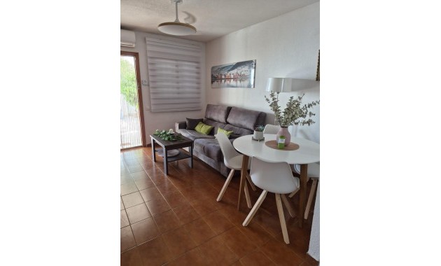 Sale - Bungalow -
Torrevieja - La Siesta - El Salado - Torreta