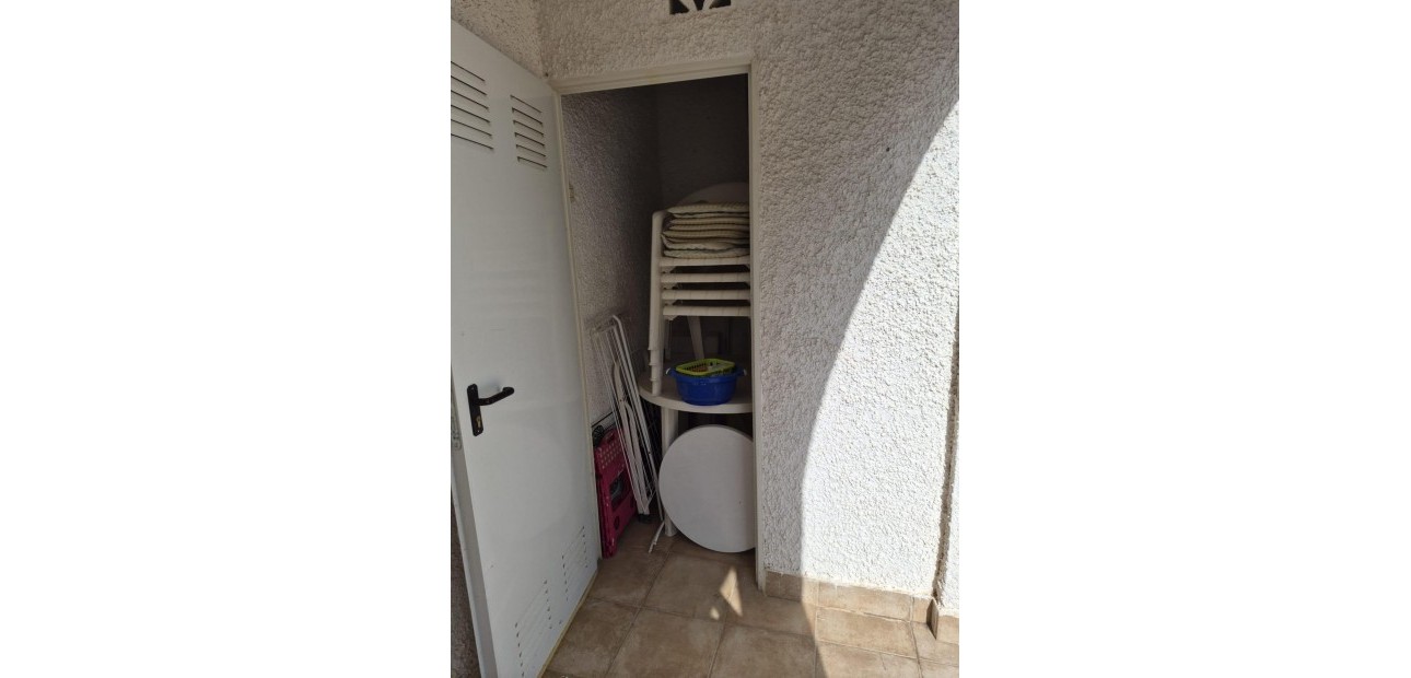 Sale - Bungalow -
Torrevieja - La Siesta - El Salado - Torreta
