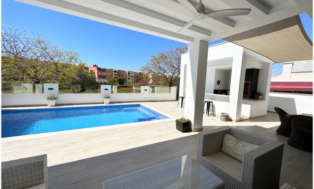 Sale - Detached Villa -
Mar Menor Golf Resort - Mar Menor Golf Resort - Centre