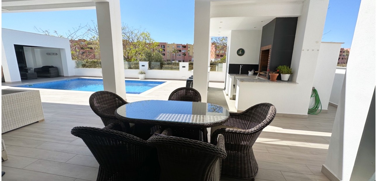 Sale - Detached Villa -
Mar Menor Golf Resort - Mar Menor Golf Resort - Centre