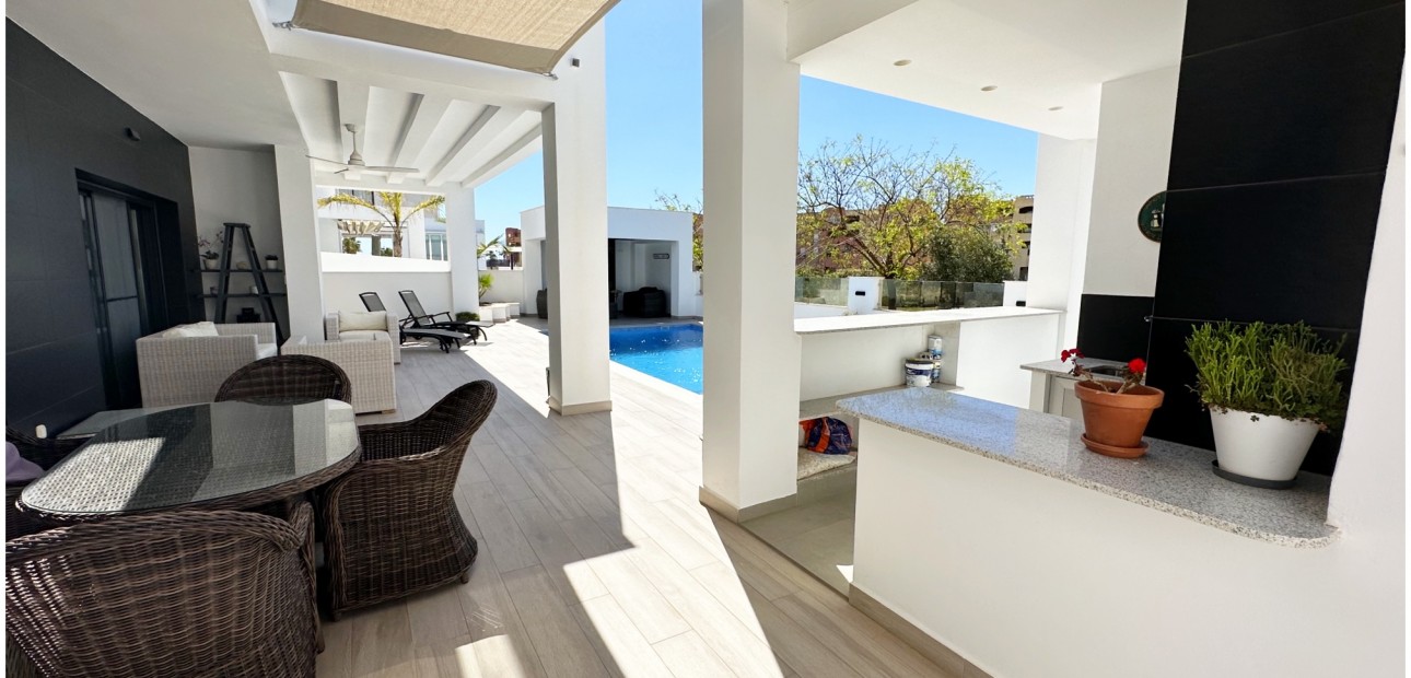 Sale - Detached Villa -
Mar Menor Golf Resort - Mar Menor Golf Resort - Centre