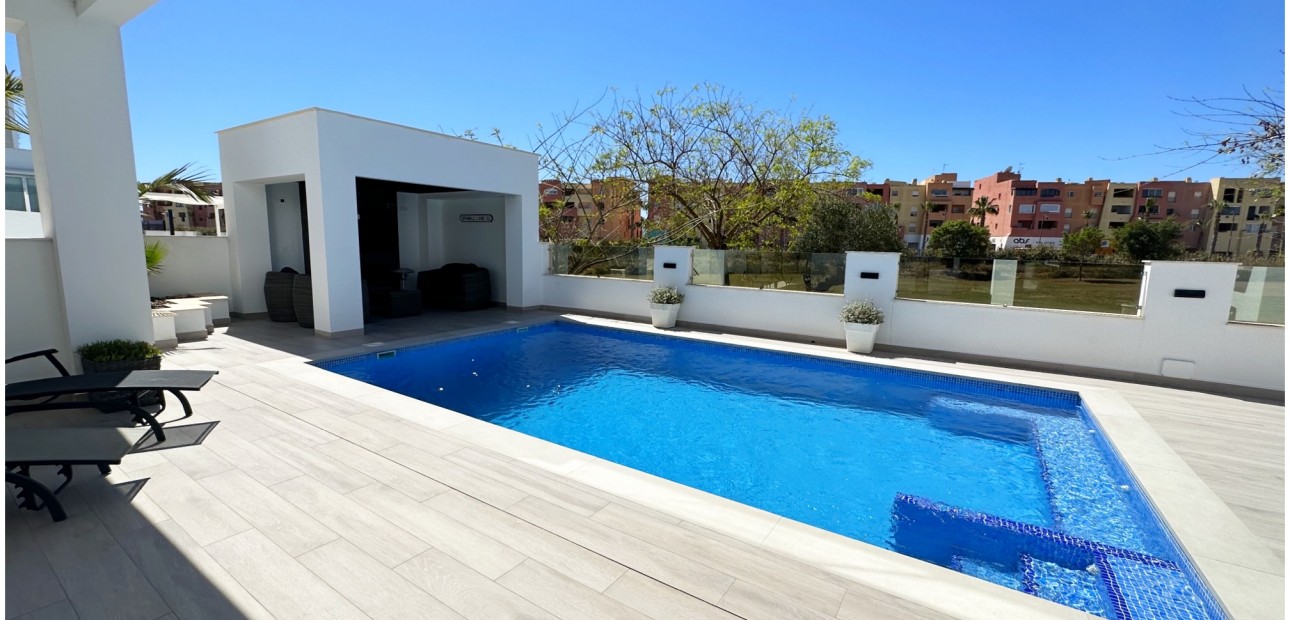 Sale - Detached Villa -
Mar Menor Golf Resort - Mar Menor Golf Resort - Centre