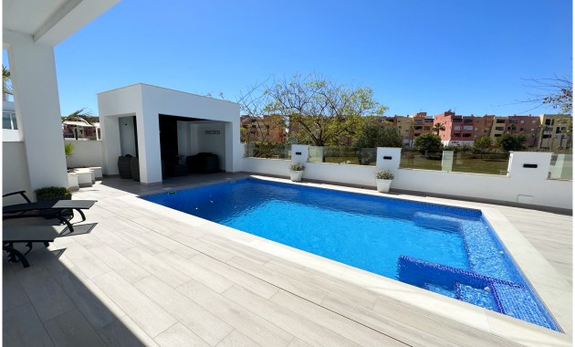 Sale - Detached Villa -
Mar Menor Golf Resort - Mar Menor Golf Resort - Centre