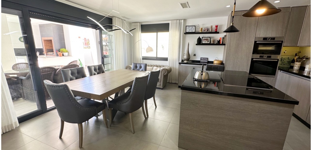 Sale - Detached Villa -
Mar Menor Golf Resort - Mar Menor Golf Resort - Centre