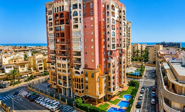 Sale - Apartment / flat -
Torrevieja - Playa Los Locos