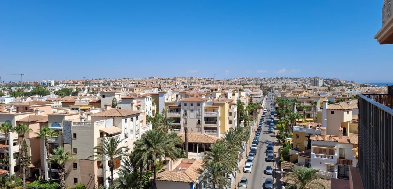 Sale - Apartment / flat -
Torrevieja - Playa Los Locos