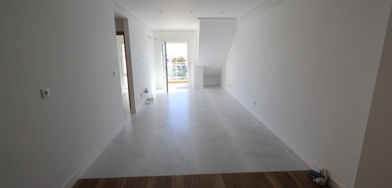 Sale - Penthouse -
Orihuela Costa - Cabo Roig