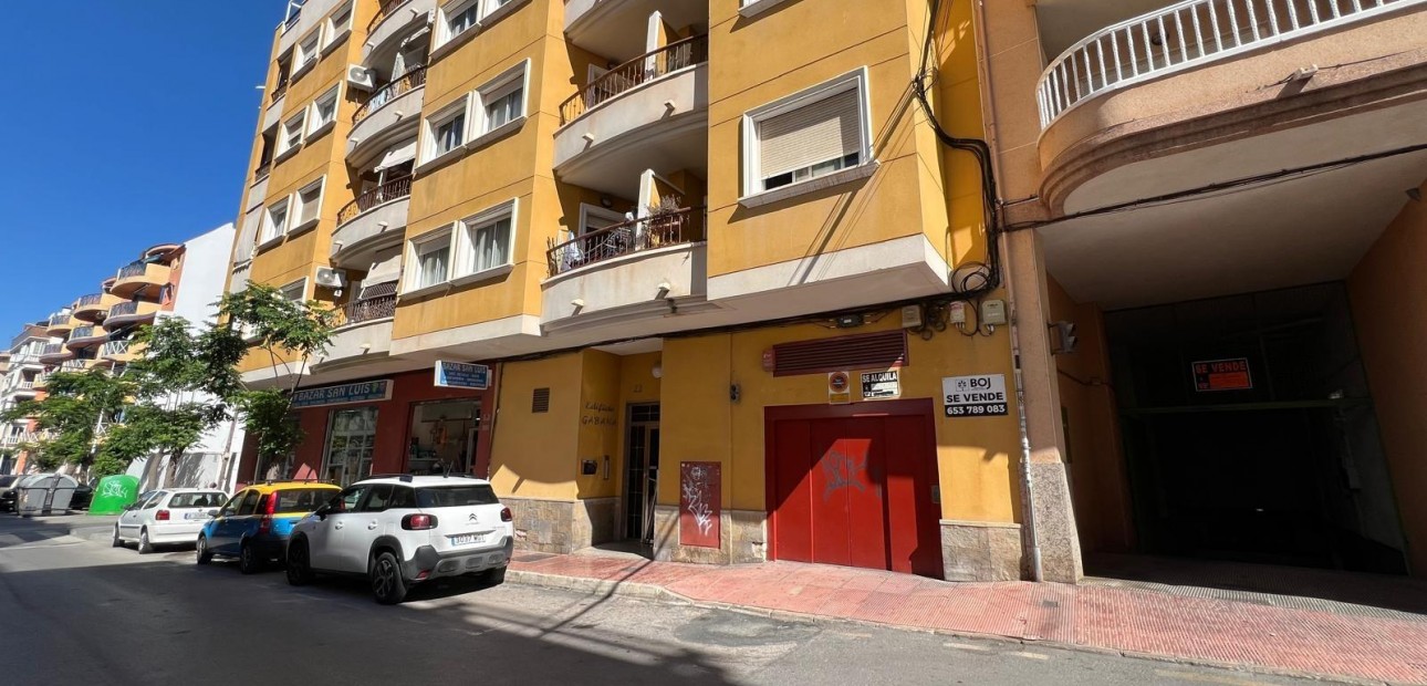 Venta - Apartamento / piso -
Torrevieja - torrevieja
