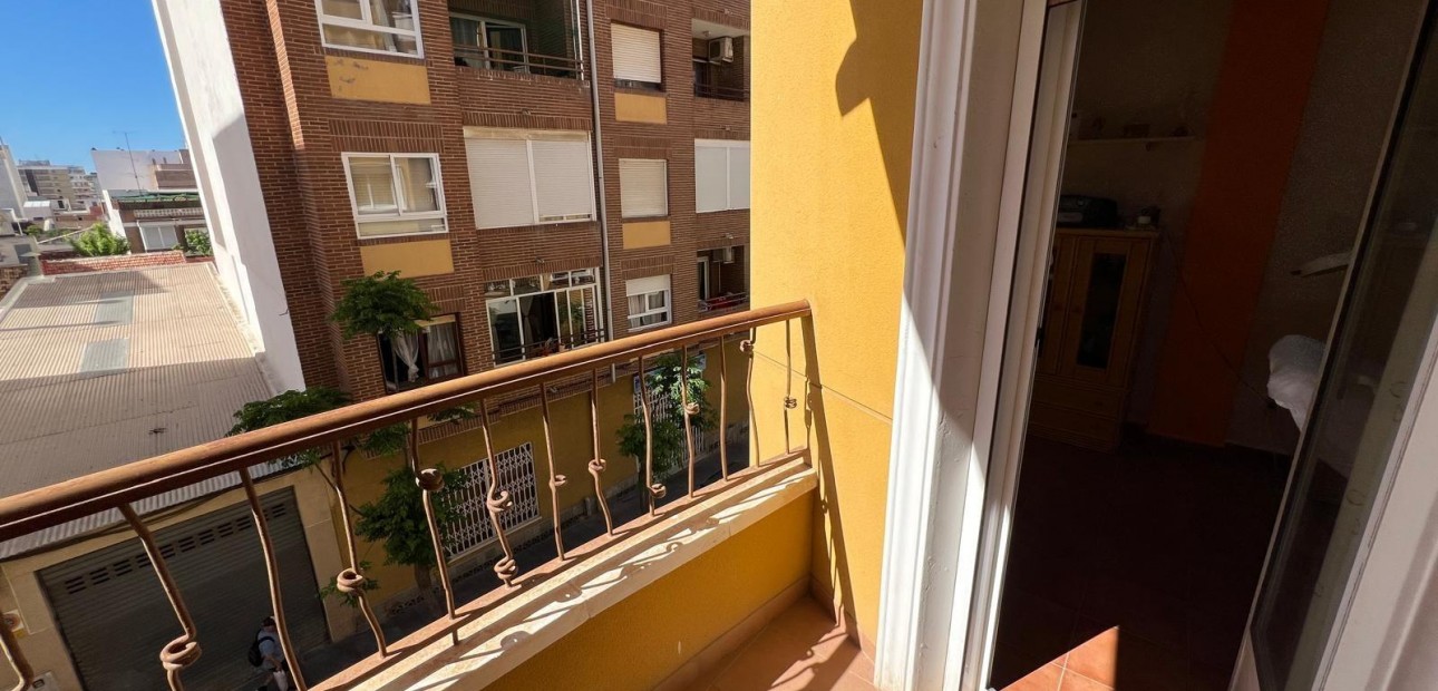 Venta - Apartamento / piso -
Torrevieja - torrevieja