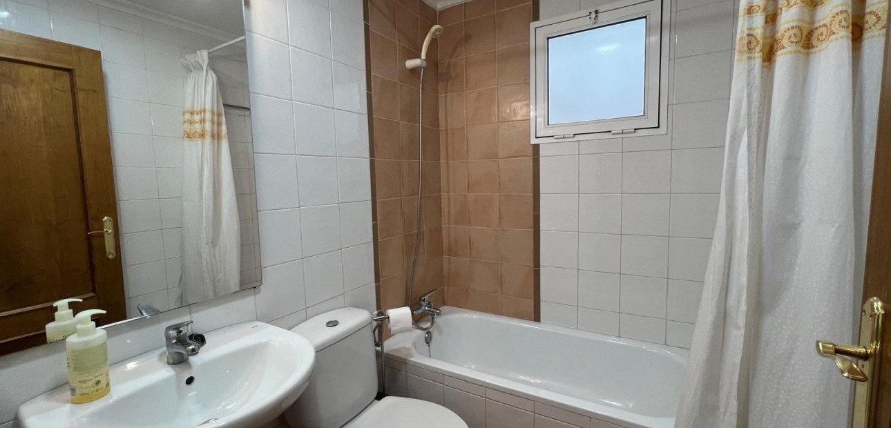 Venta - Apartamento / piso -
Torrevieja - torrevieja
