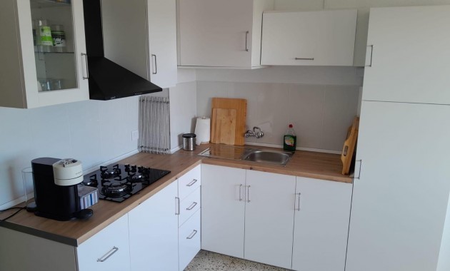 Sale - Apartment / flat -
Guardamar del Segura - Urbanizaciones