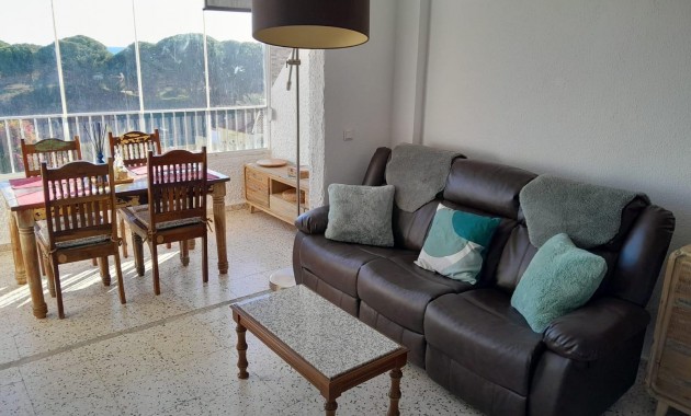 Sale - Apartment / flat -
Guardamar del Segura - Urbanizaciones