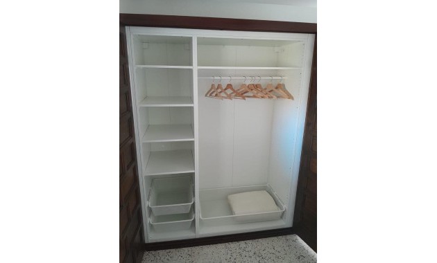 Sale - Apartment / flat -
Guardamar del Segura - Urbanizaciones