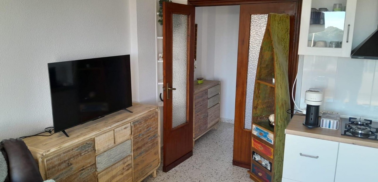 Sale - Apartment / flat -
Guardamar del Segura - Urbanizaciones