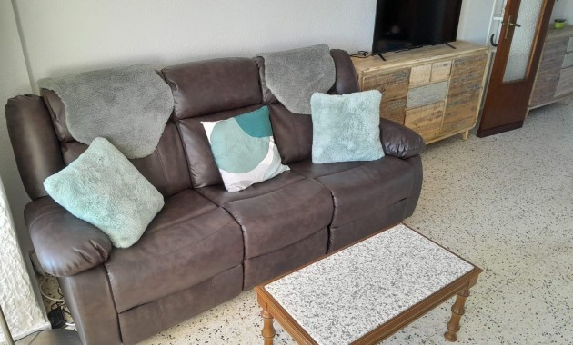Sale - Apartment / flat -
Guardamar del Segura - Urbanizaciones