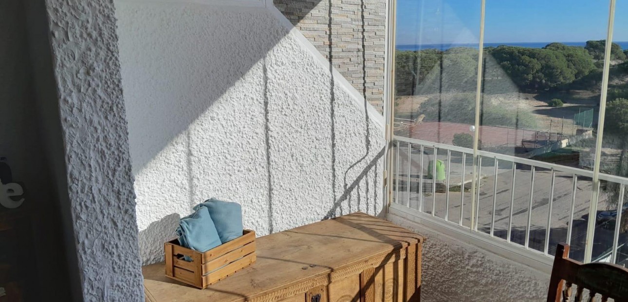 Sale - Apartment / flat -
Guardamar del Segura - Urbanizaciones
