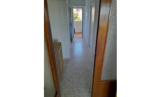 Sale - Apartment / flat -
Guardamar del Segura - Urbanizaciones