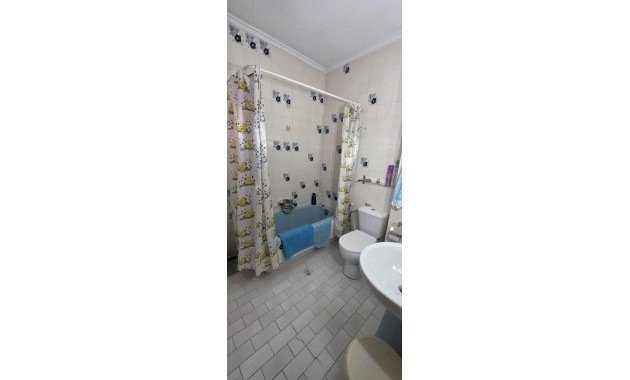 Sale - Apartment / flat -
Torrevieja - Estacion de autobuses