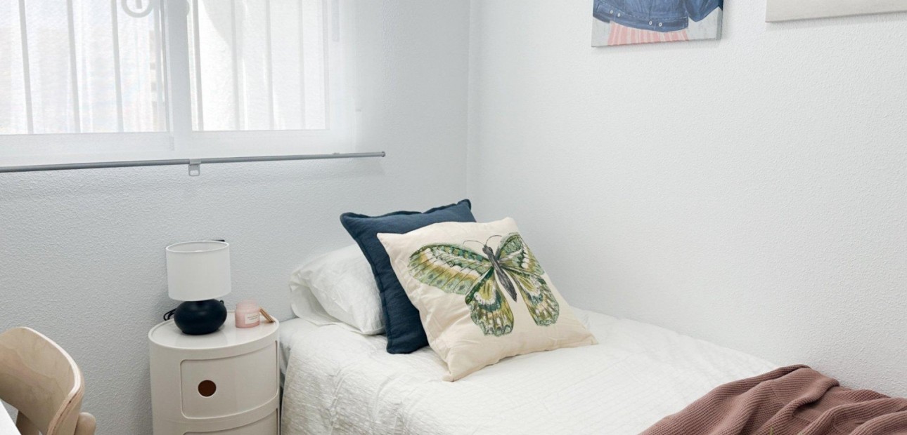 Sale - Apartment / flat -
Orihuela Costa - Punta Prima