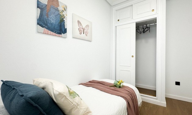 Sale - Apartment / flat -
Orihuela Costa - Punta Prima
