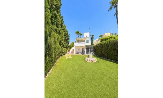 Sale - Detached Villa -
Orihuela Costa - Villamartin