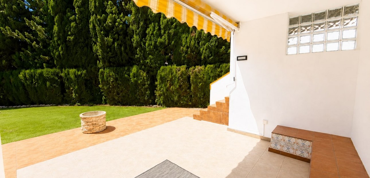 Sale - Detached Villa -
Orihuela Costa - Villamartin