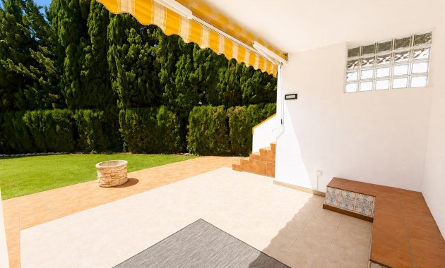 Sale - Detached Villa -
Orihuela Costa - Villamartin