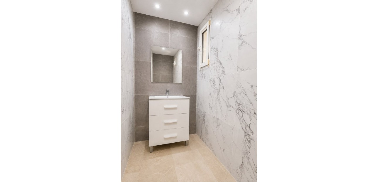 Sale - Detached Villa -
Orihuela Costa - Villamartin