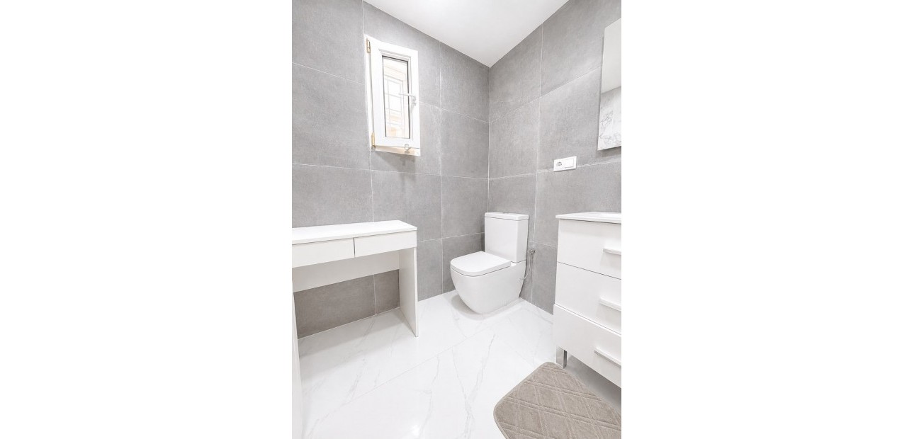 Sale - Detached Villa -
Orihuela Costa - Villamartin