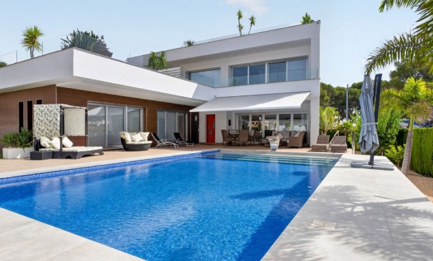 Sale - Detached Villa -
Pinar de Campoverde - Pinar de Campoverde - Village