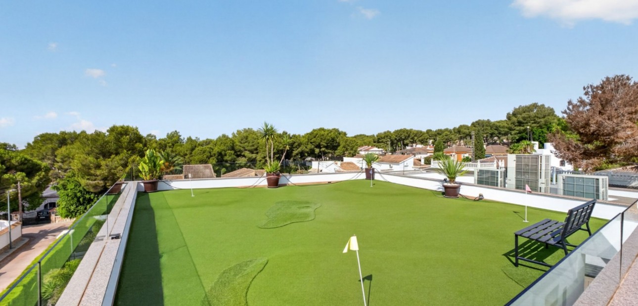 Sale - Detached Villa -
Pinar de Campoverde - Pinar de Campoverde - Village