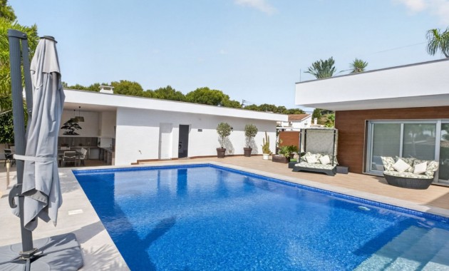 Sale - Detached Villa -
Pinar de Campoverde - Pinar de Campoverde - Village