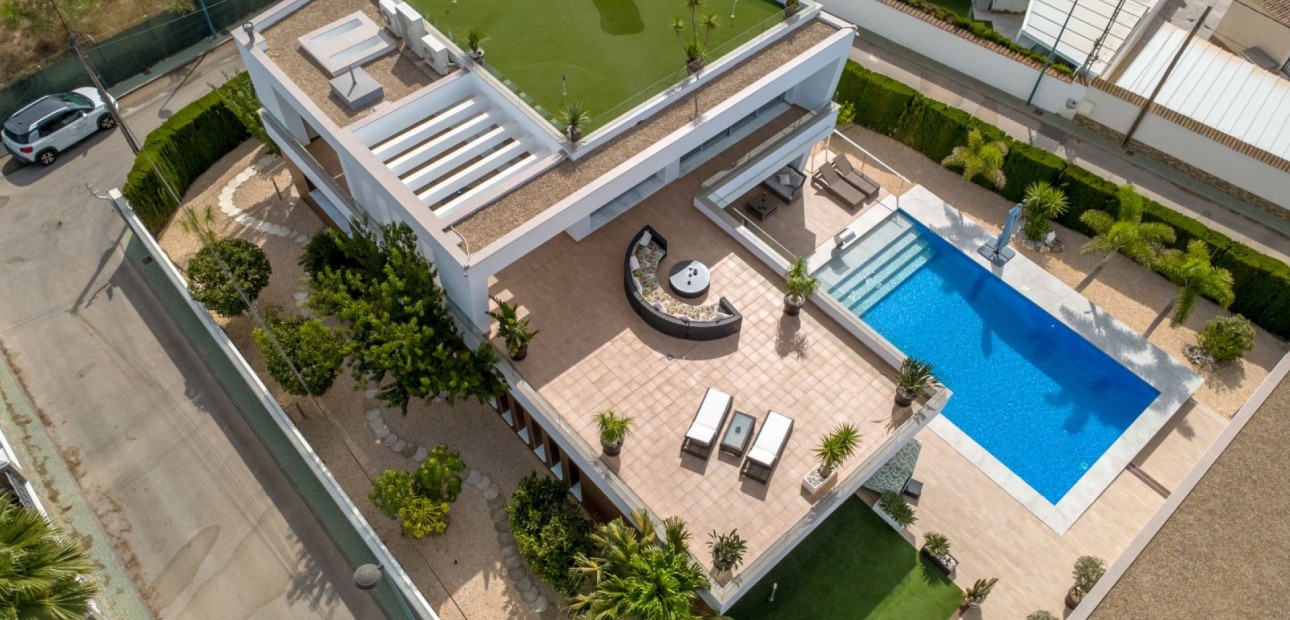 Sale - Detached Villa -
Pinar de Campoverde - Pinar de Campoverde - Village