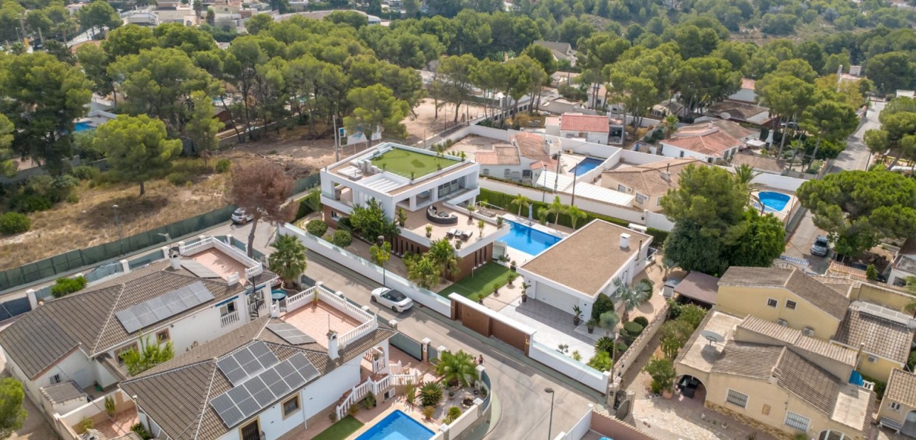 Sale - Detached Villa -
Pinar de Campoverde - Pinar de Campoverde - Village
