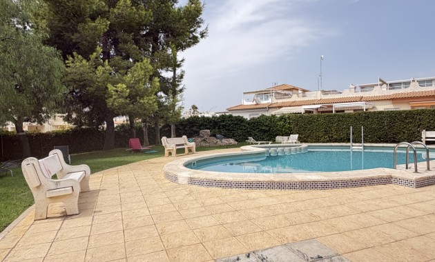 Sale - Quad Villa -
Orihuela Costa - La Florida