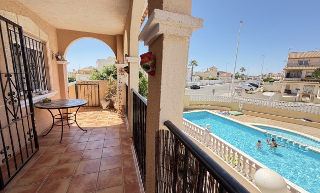 Sale - Apartment / flat -
Orihuela Costa - La Zenia