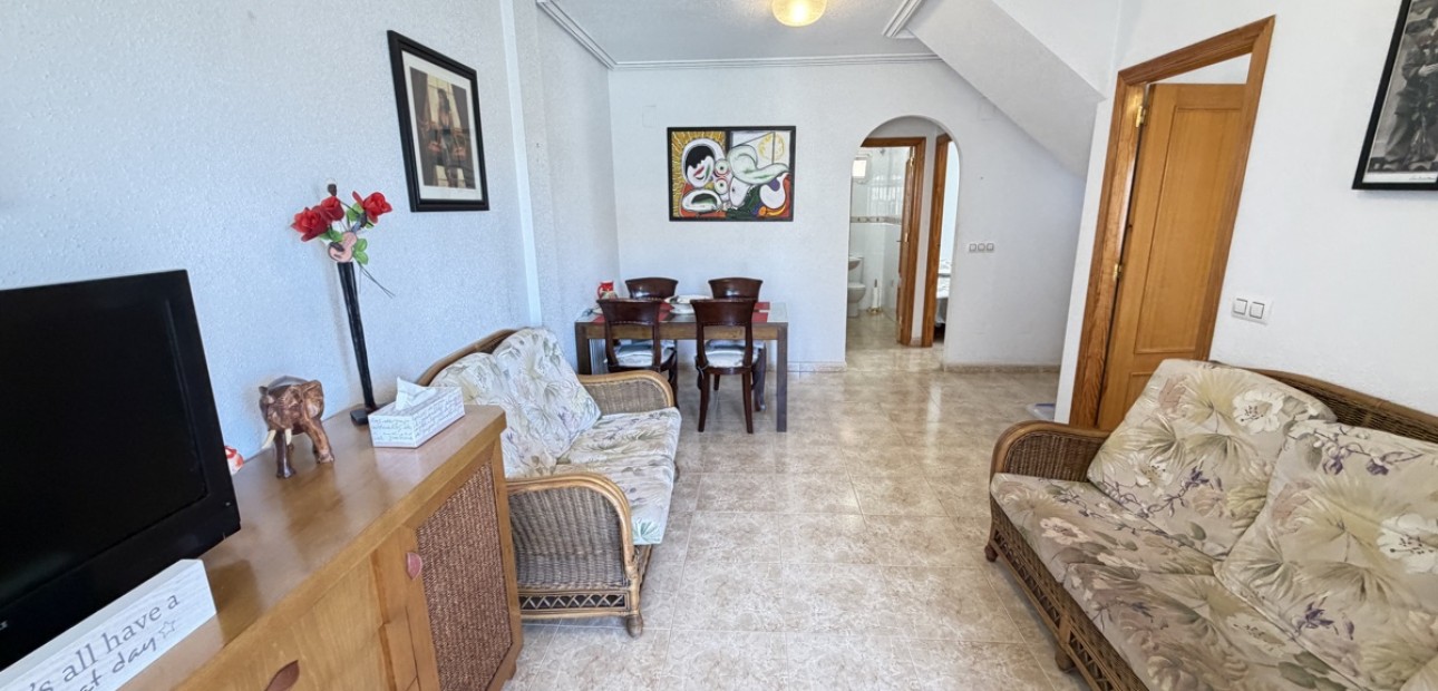 Sale - Apartment / flat -
Orihuela Costa - La Zenia