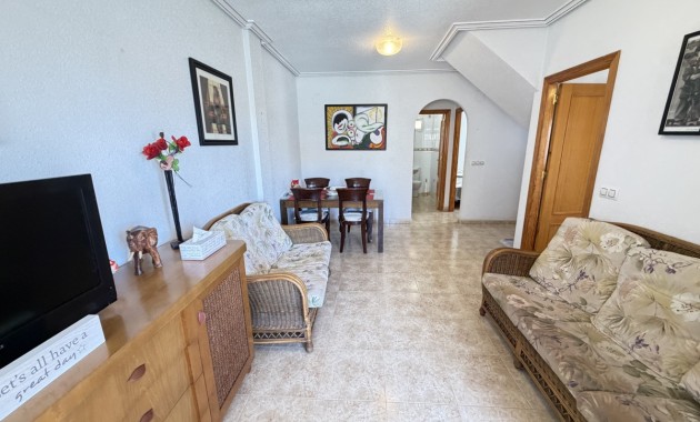 Sale - Apartment / flat -
Orihuela Costa - La Zenia