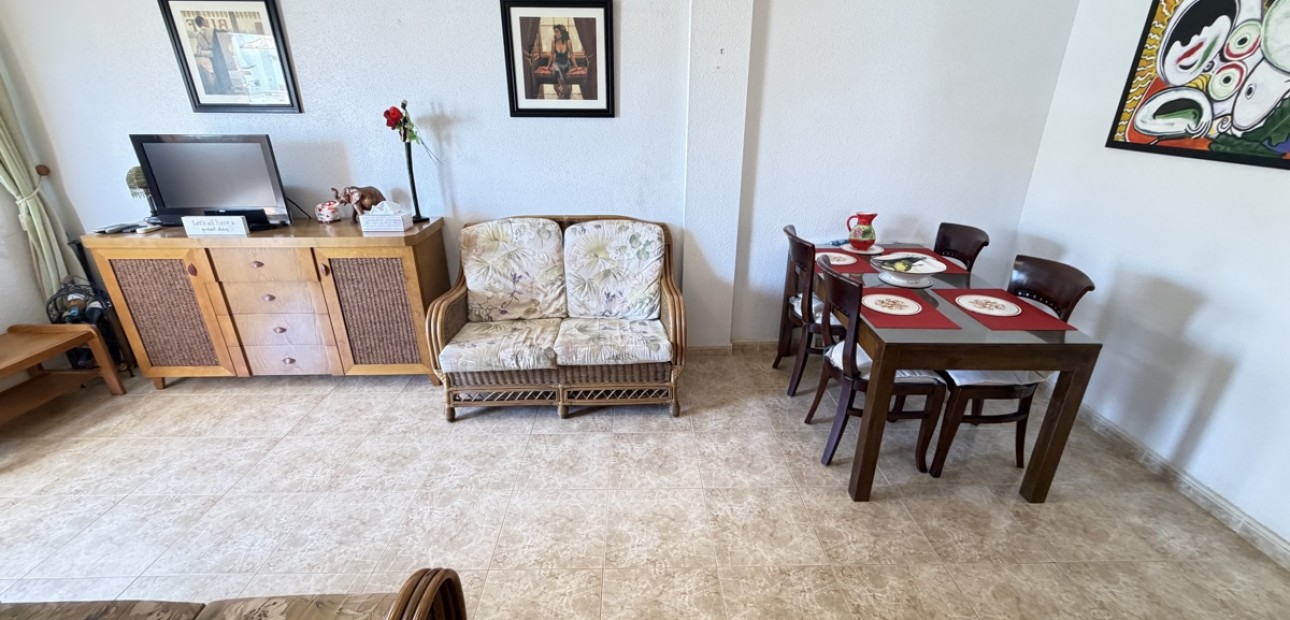 Sale - Apartment / flat -
Orihuela Costa - La Zenia