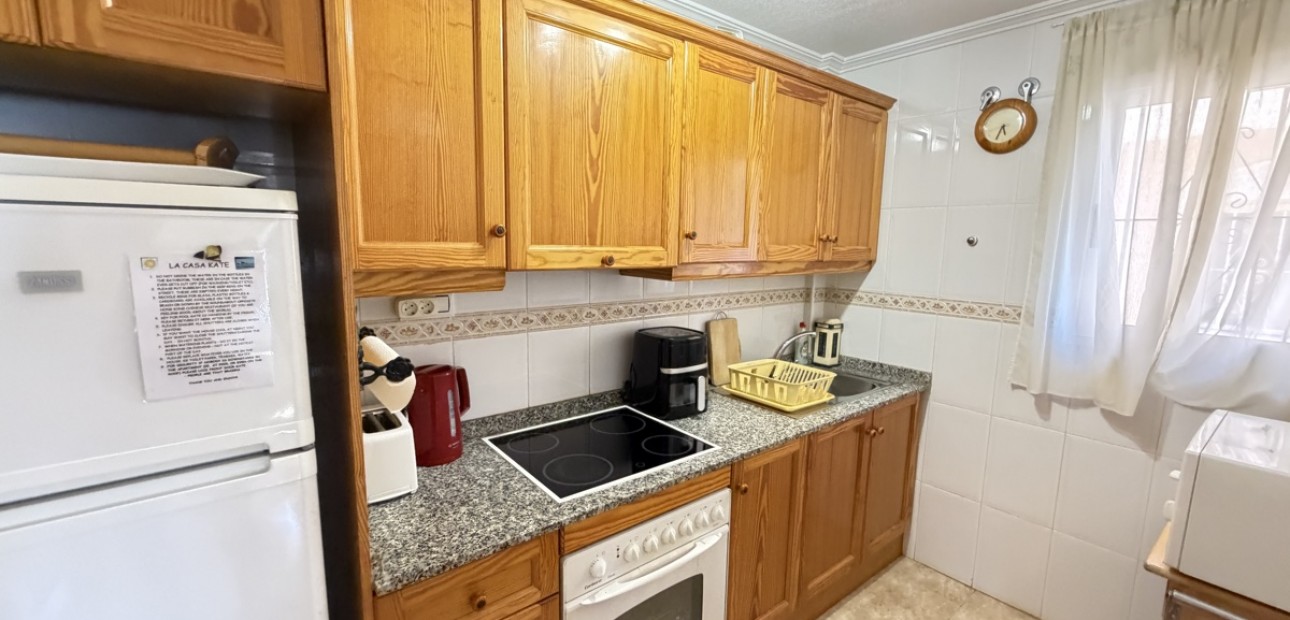 Sale - Apartment / flat -
Orihuela Costa - La Zenia