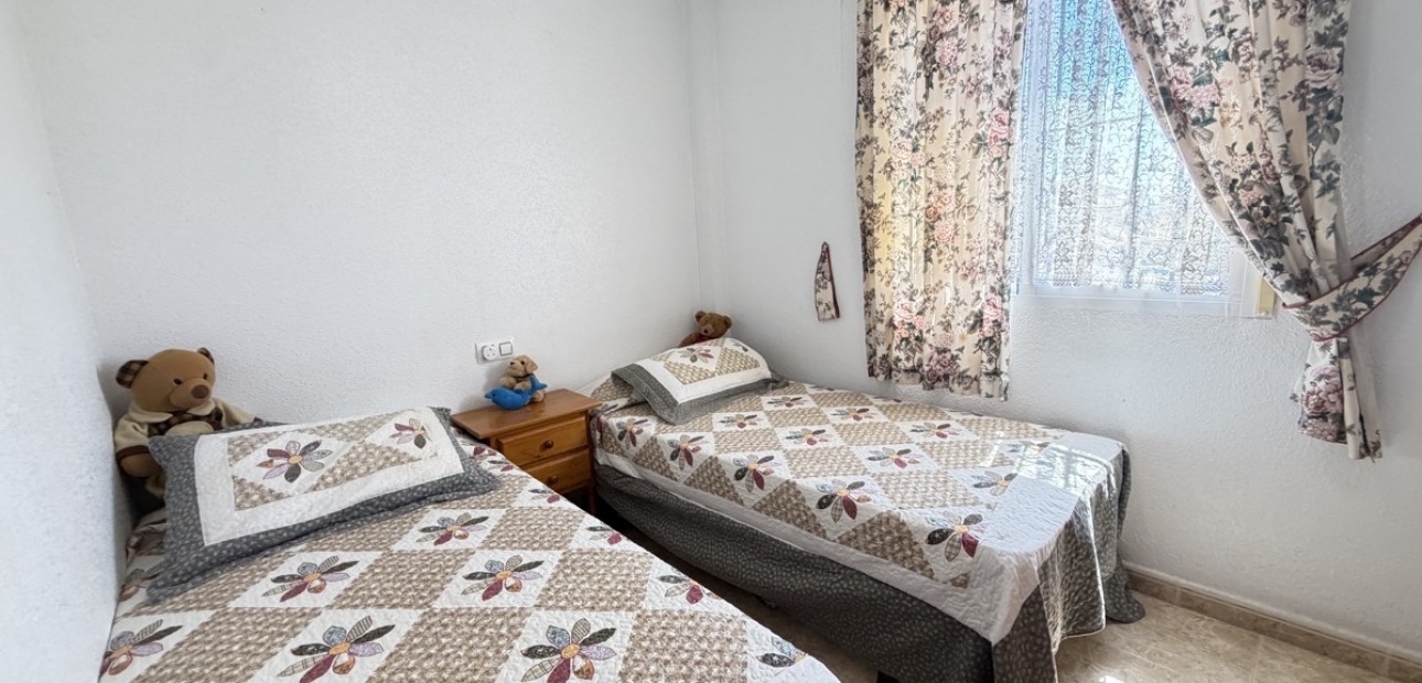 Sale - Apartment / flat -
Orihuela Costa - La Zenia