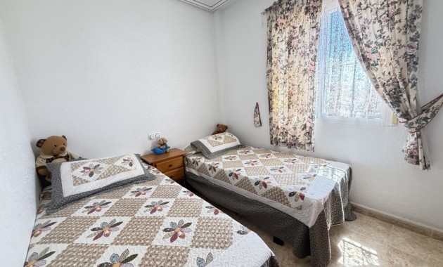 Sale - Apartment / flat -
Orihuela Costa - La Zenia