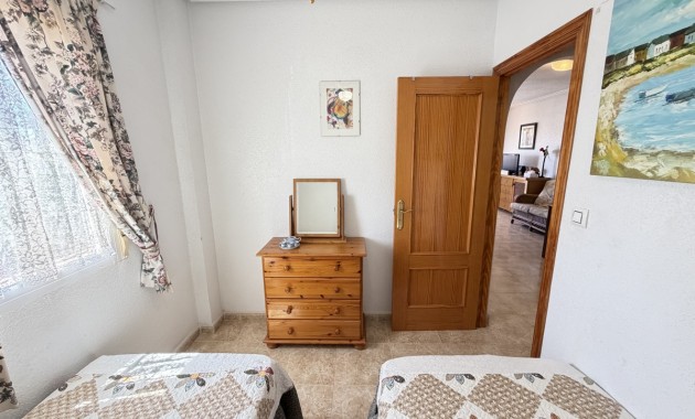 Sale - Apartment / flat -
Orihuela Costa - La Zenia
